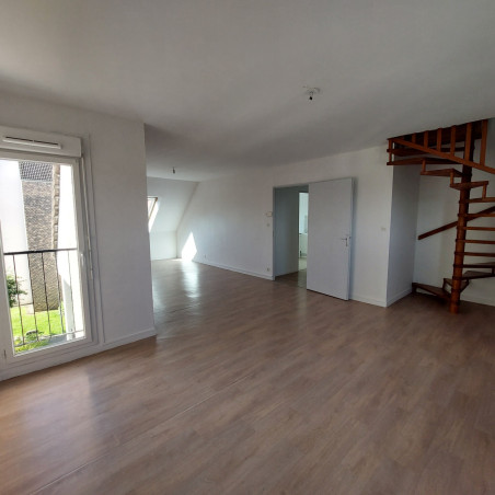 GAUCHY Appartement duplex 66m²