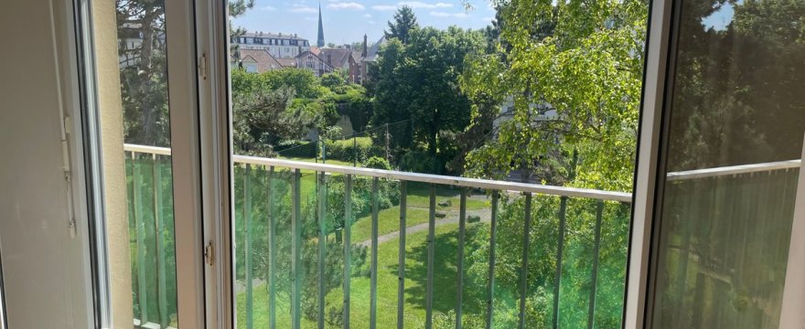 COMPIEGNE, proche du Centre-ville Appartement 4 pièces avec balcon